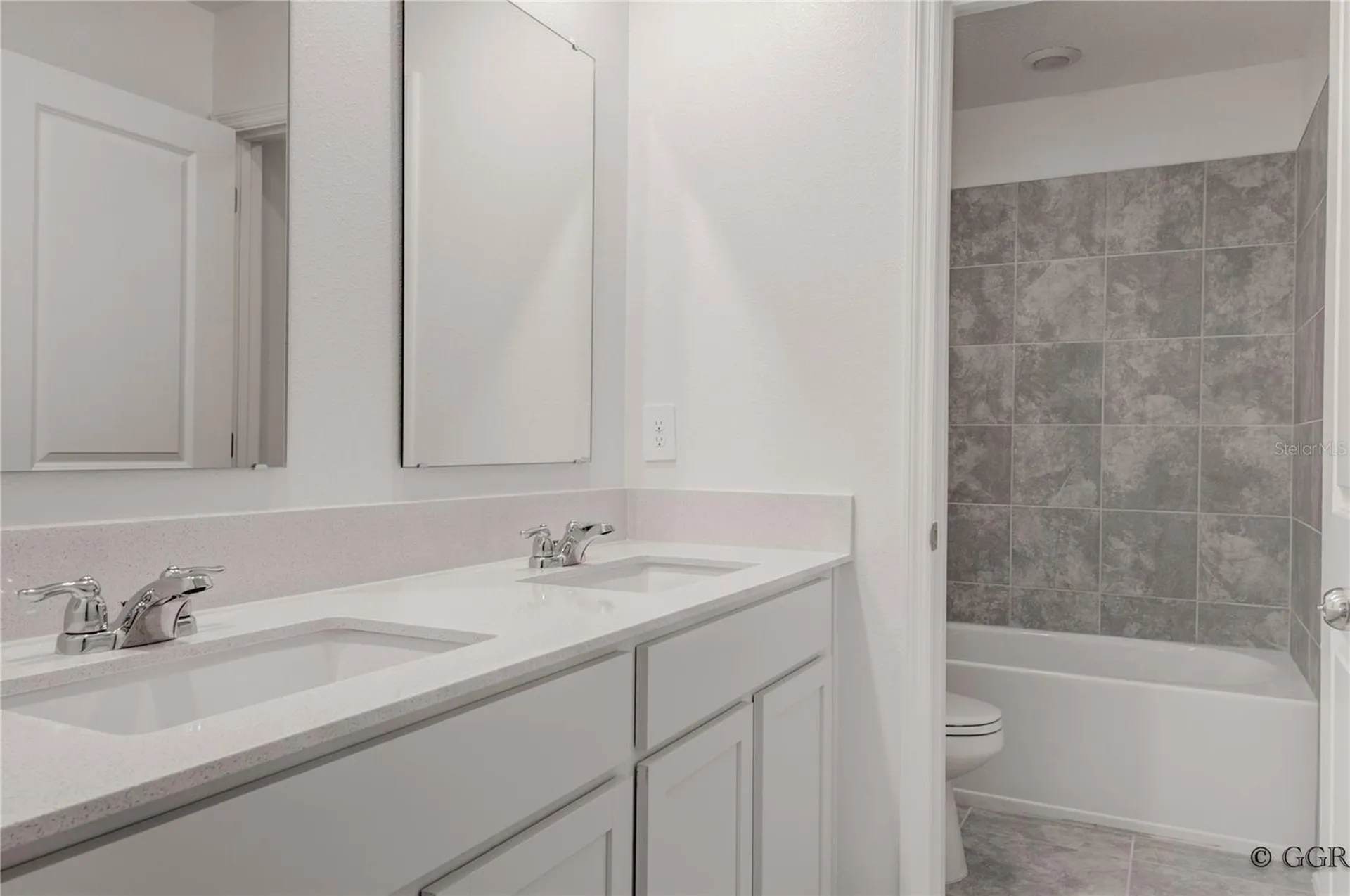 1928 Rock Maple Bend Kissimmee FL 34746