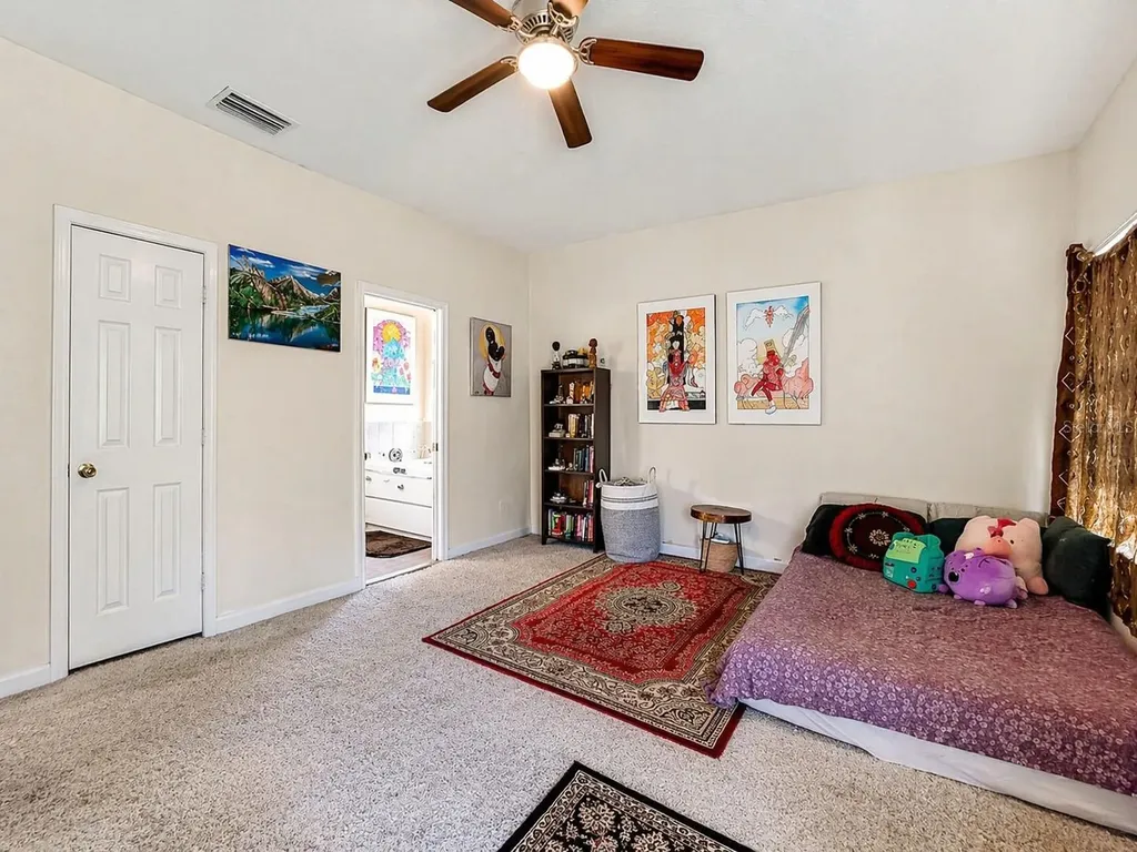 810 Pecan Avenue Sanford FL 32771