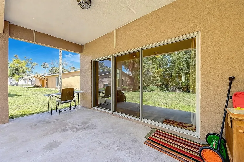 810 Pecan Avenue Sanford FL 32771