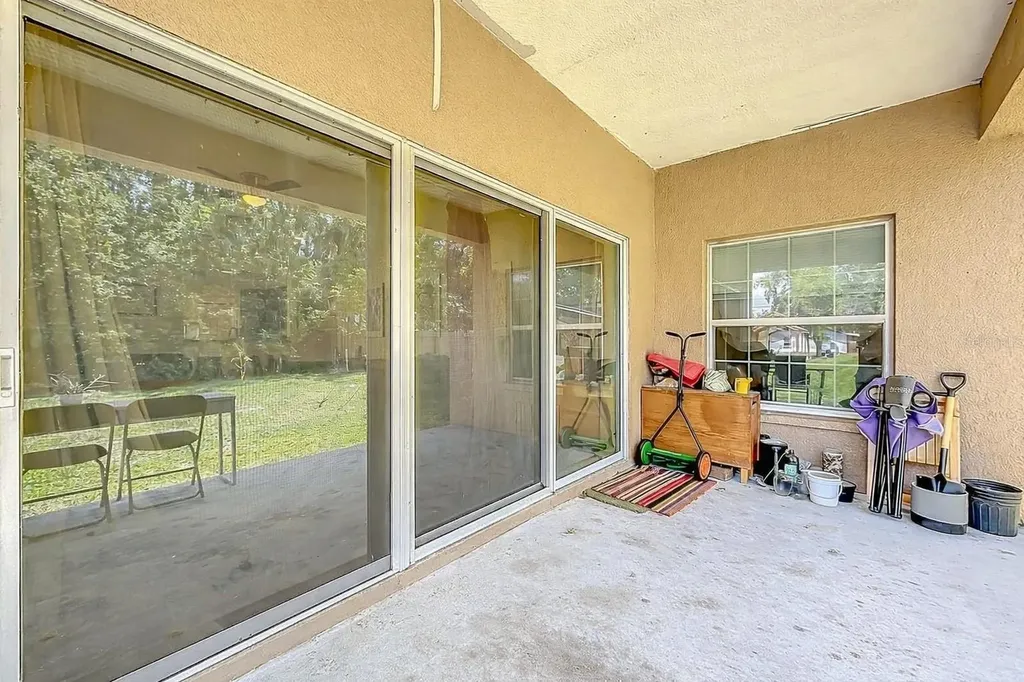 810 Pecan Avenue Sanford FL 32771