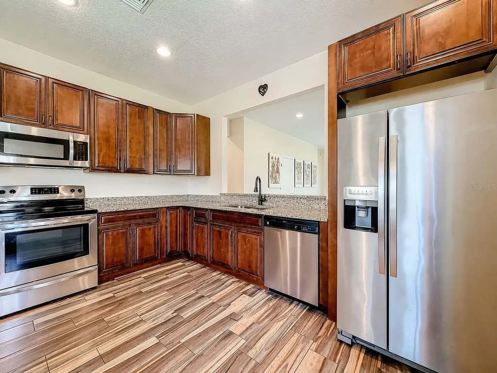 810 Pecan Avenue Sanford FL 32771
