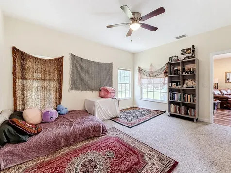 810 Pecan Avenue Sanford FL 32771