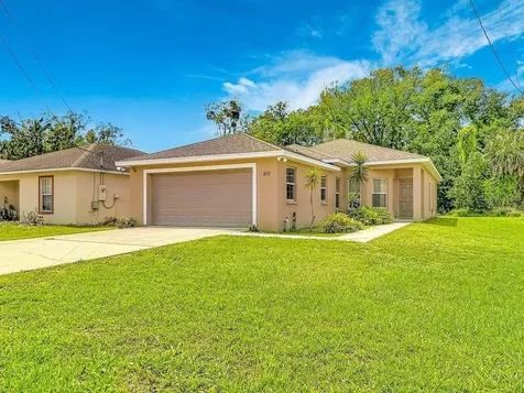 810 Pecan Avenue Sanford FL 32771