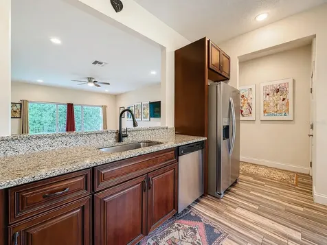 810 Pecan Avenue Sanford FL 32771