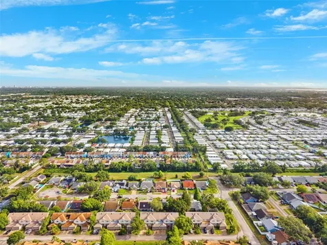3209 Meta Court Largo FL 33771