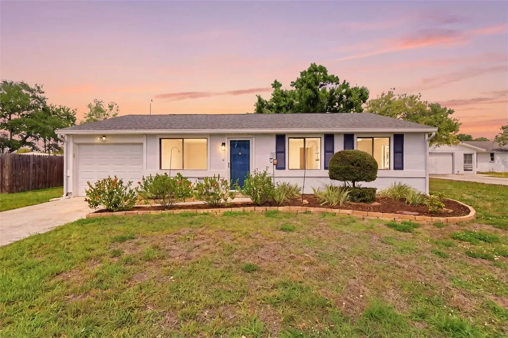 2959 N Lockwood Meadows Boulevard Sarasota FL 34234