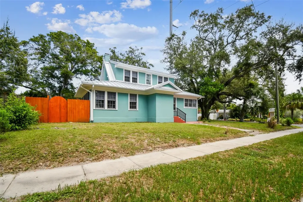 758 Wood Street Dunedin FL 34698