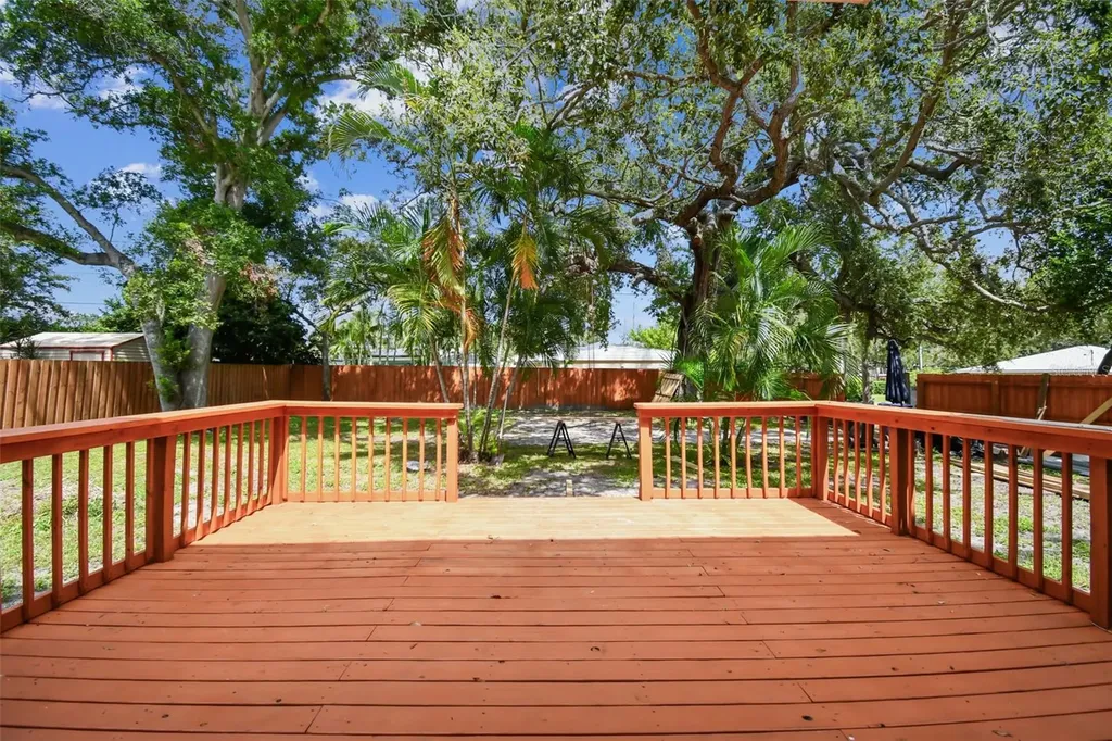 758 Wood Street Dunedin FL 34698