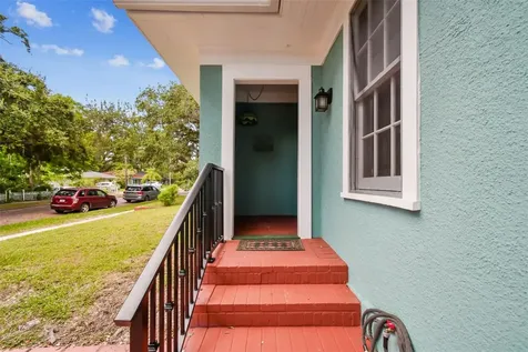 758 Wood Street Dunedin FL 34698