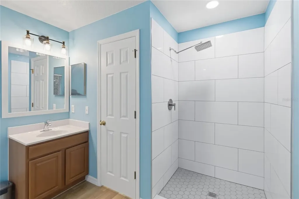 121 Festive Court Chuluota FL 32766