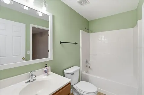 121 Festive Court Chuluota FL 32766