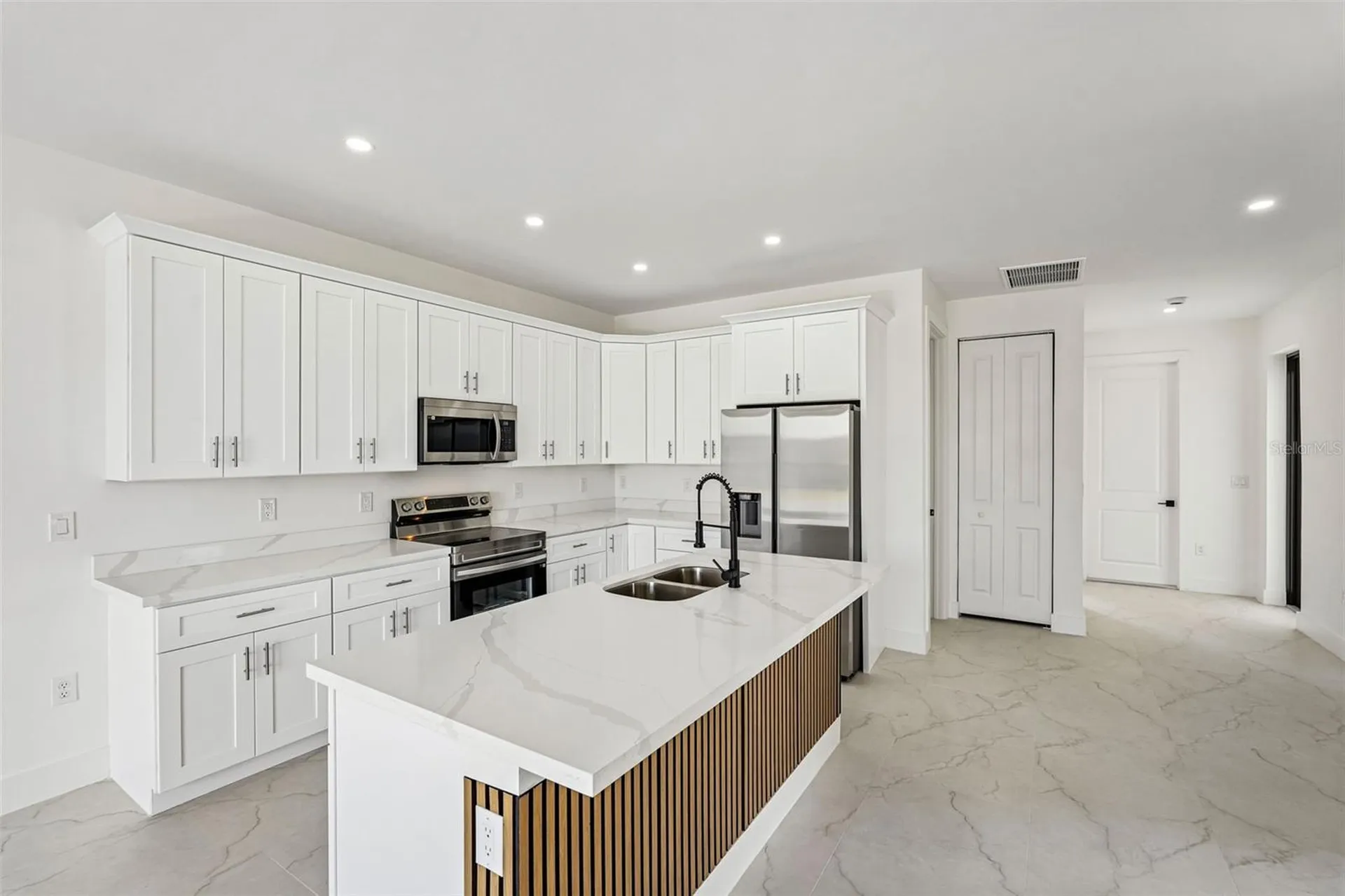 2406 Hightower Avenue S Lehigh Acres FL 33973
