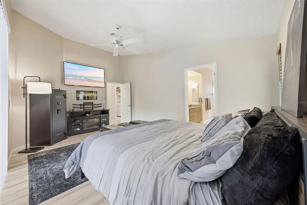 4852 Ridgemoor Circle Palm Harbor FL 34685