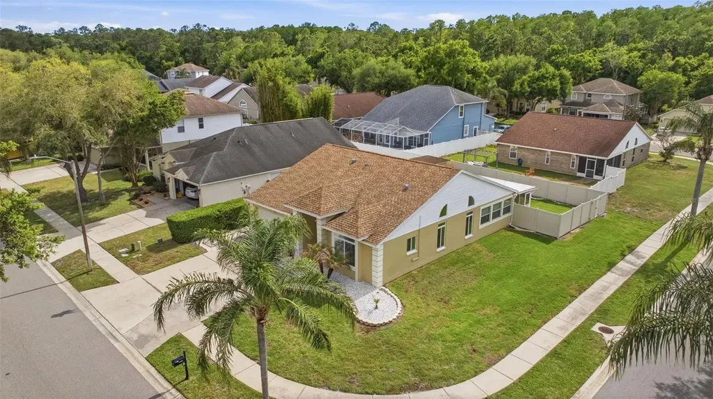 4852 Ridgemoor Circle Palm Harbor FL 34685