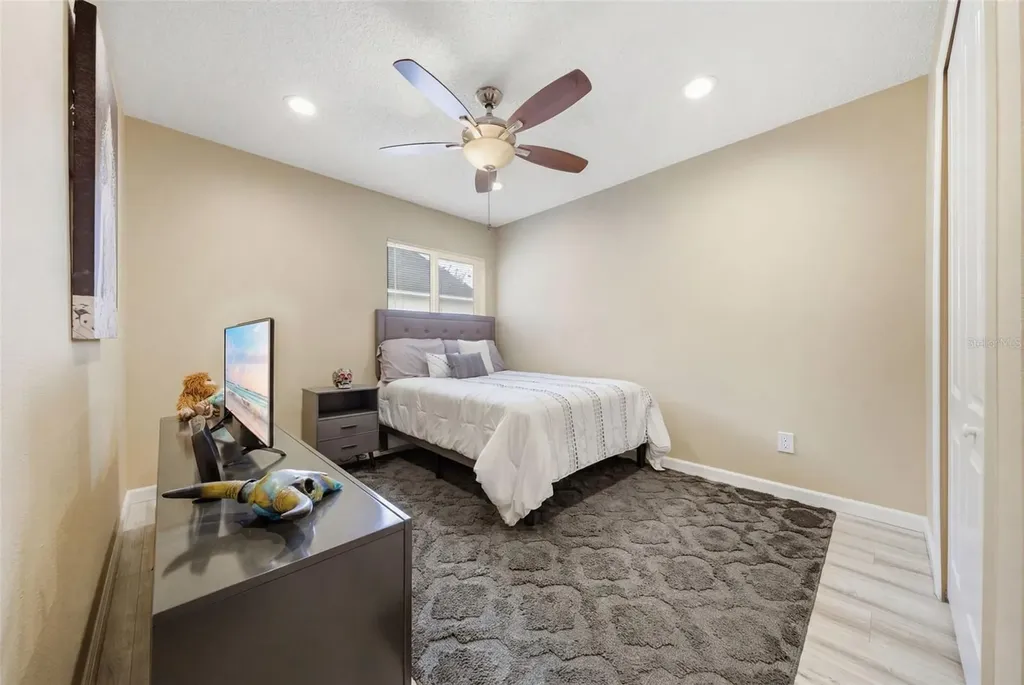 4852 Ridgemoor Circle Palm Harbor FL 34685
