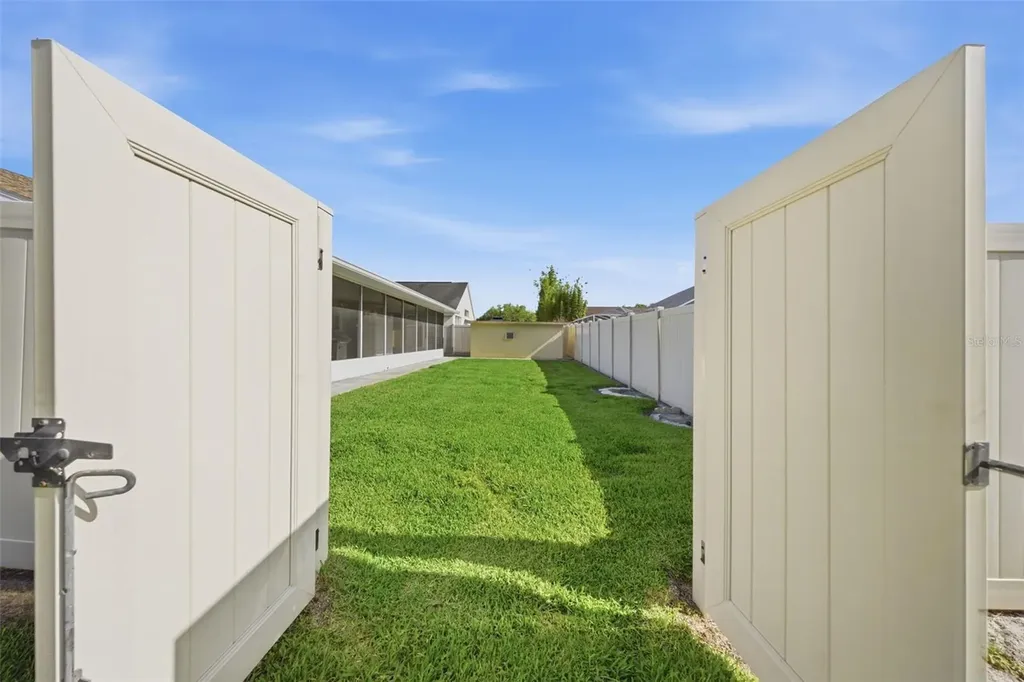 4852 Ridgemoor Circle Palm Harbor FL 34685