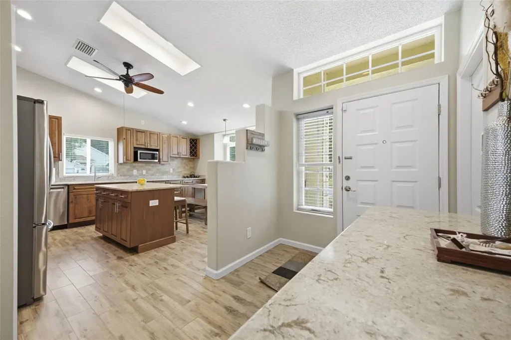 4852 Ridgemoor Circle Palm Harbor FL 34685