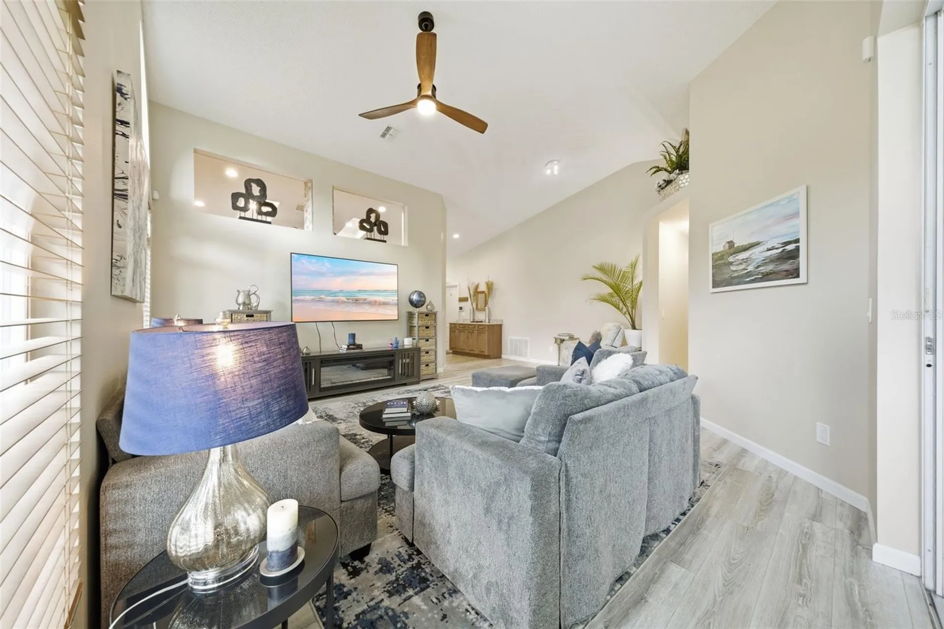 4852 Ridgemoor Circle Palm Harbor FL 34685