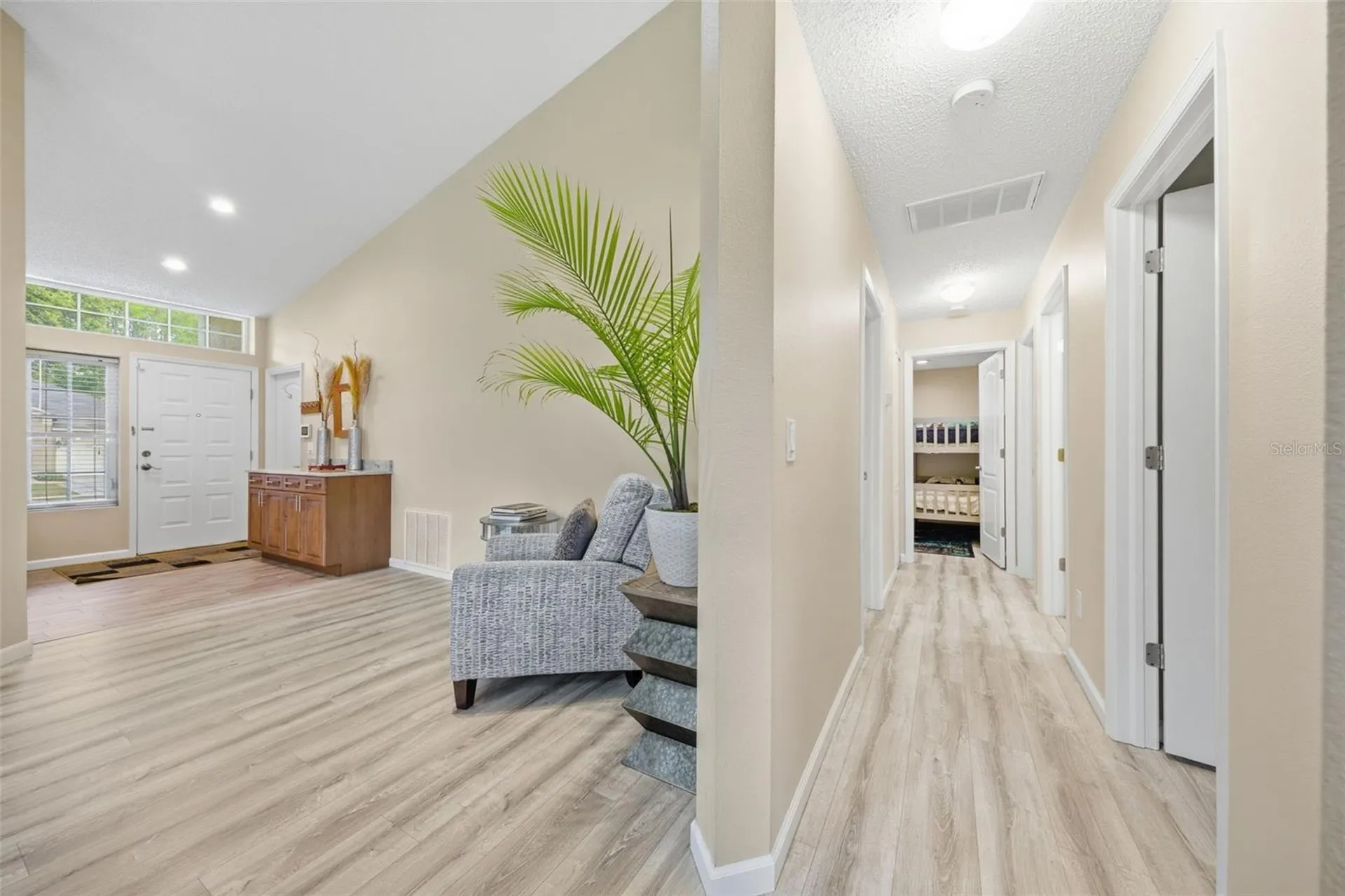 4852 Ridgemoor Circle Palm Harbor FL 34685