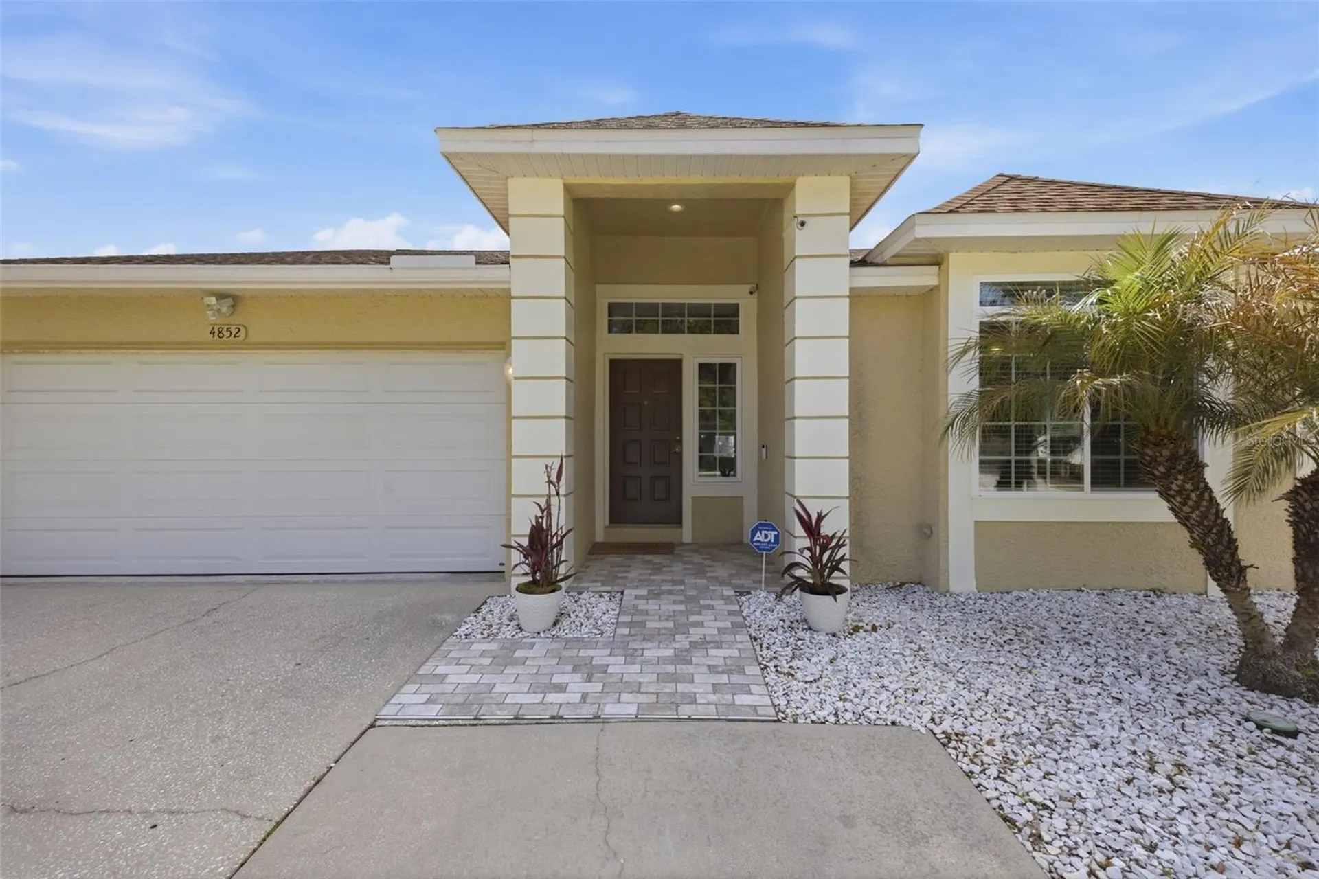 4852 Ridgemoor Circle Palm Harbor FL 34685