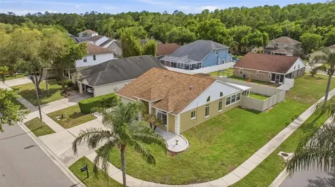4852 Ridgemoor Circle Palm Harbor FL 34685