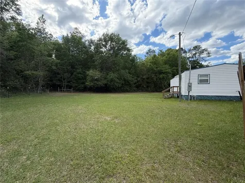 683 N Court Street Bronson FL 32621