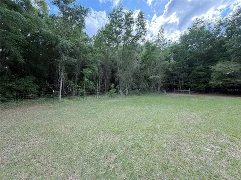 683 N Court Street Bronson FL 32621