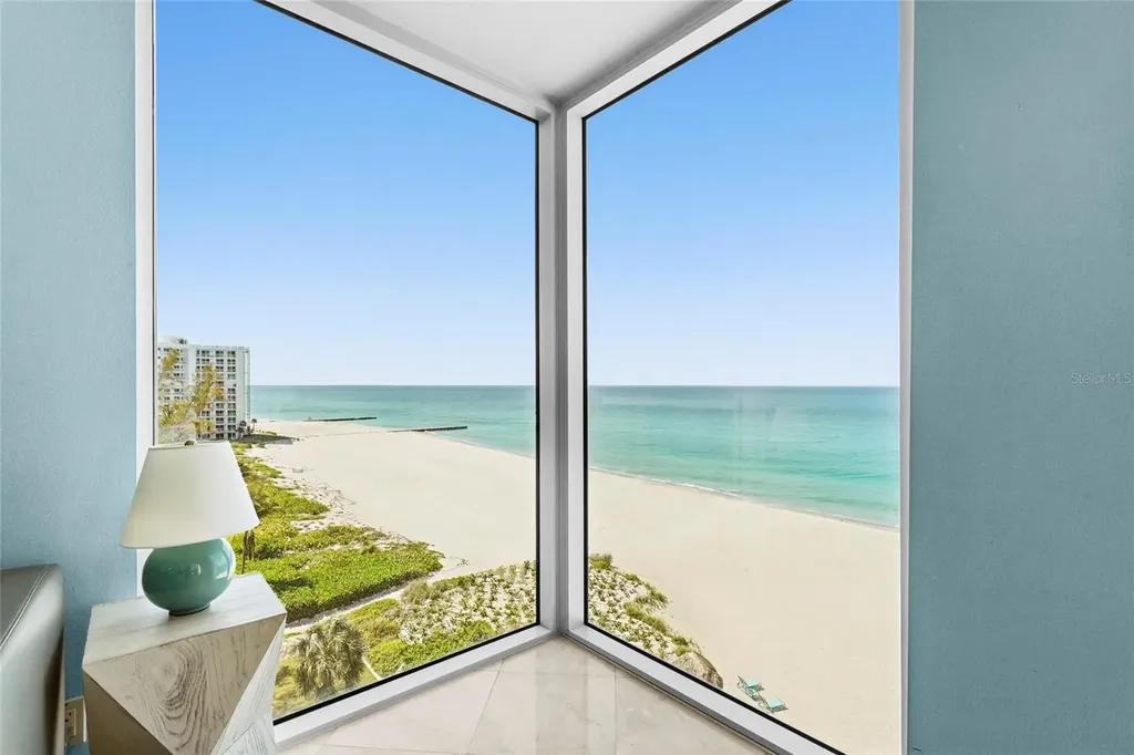 2425 Gulf Of Mexico Drive Longboat Key FL 34228