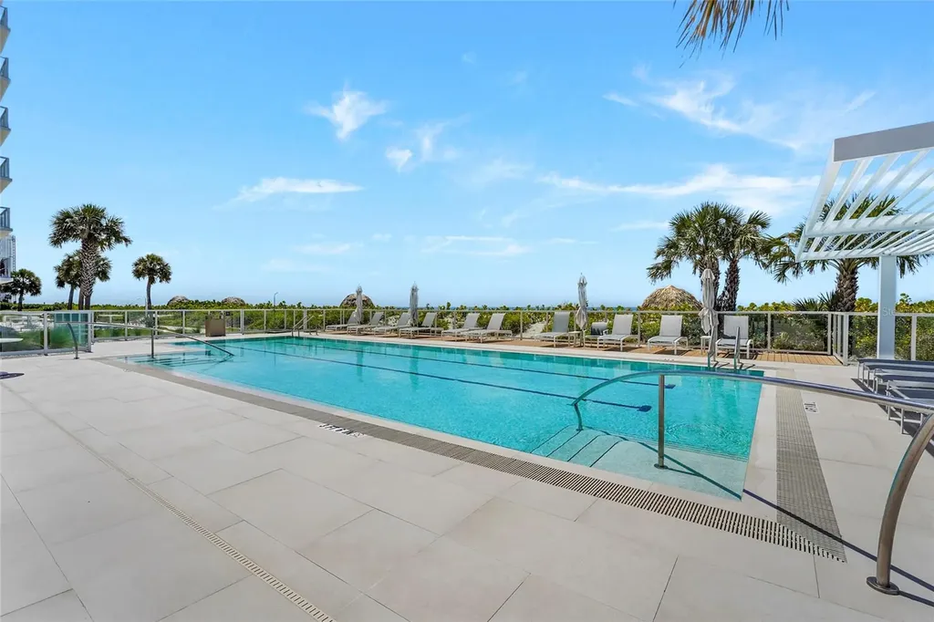 2425 Gulf Of Mexico Drive Longboat Key FL 34228