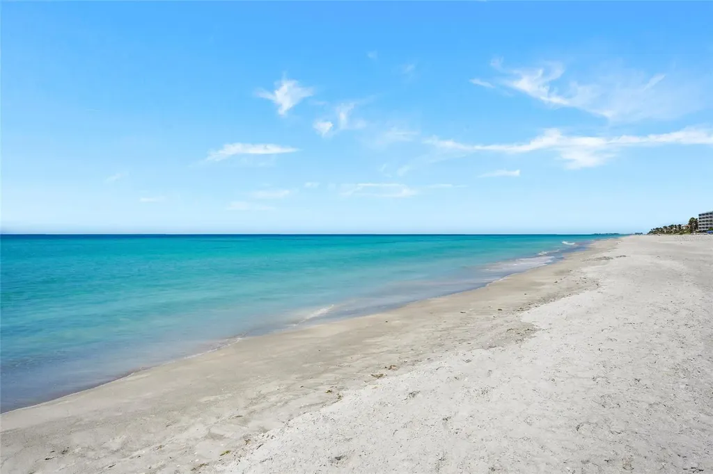 2425 Gulf Of Mexico Drive Longboat Key FL 34228