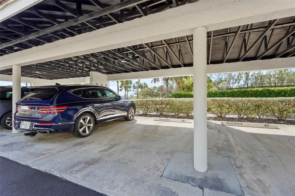 2425 Gulf Of Mexico Drive Longboat Key FL 34228