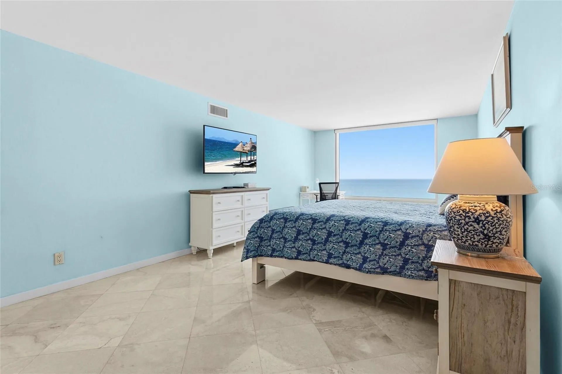 2425 Gulf Of Mexico Drive Longboat Key FL 34228