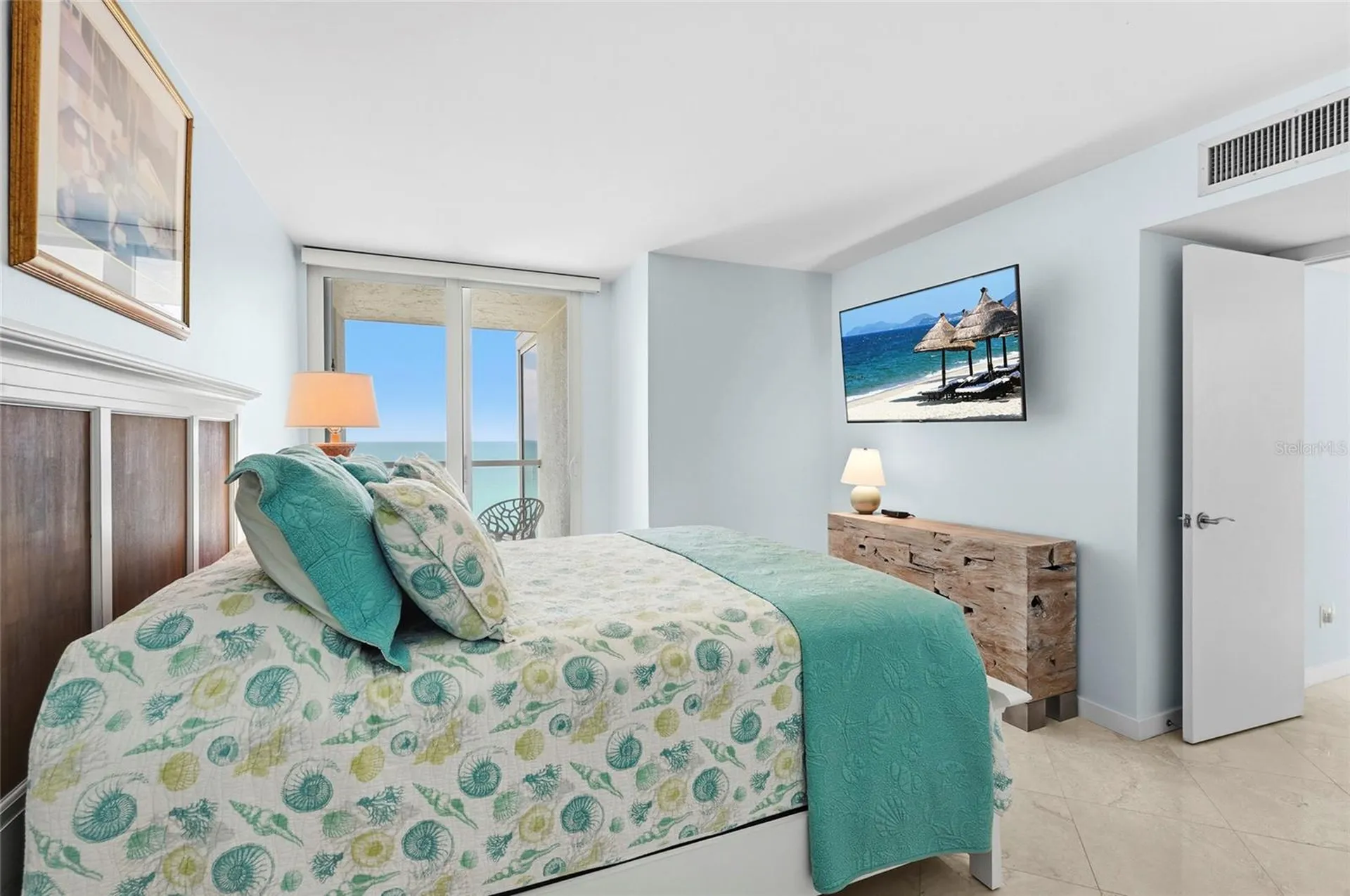 2425 Gulf Of Mexico Drive Longboat Key FL 34228