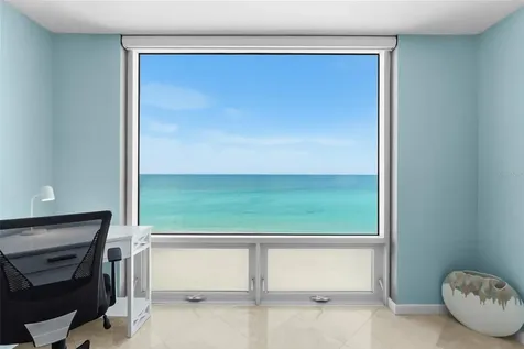 2425 Gulf Of Mexico Drive Longboat Key FL 34228