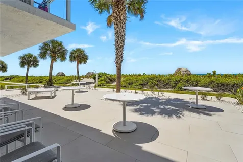 2425 Gulf Of Mexico Drive Longboat Key FL 34228