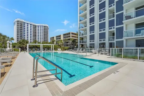 2425 Gulf Of Mexico Drive Longboat Key FL 34228
