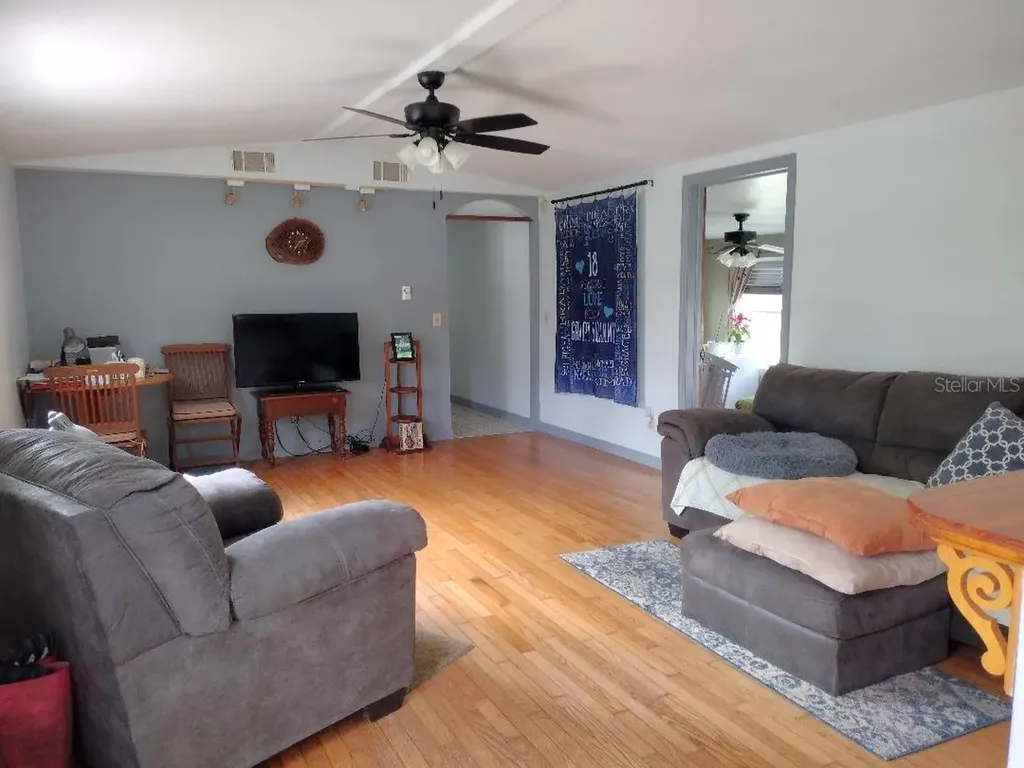 4442 Clove Avenue Bunnell FL 32110