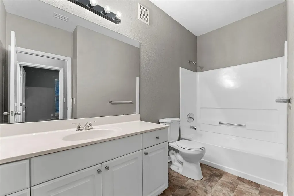 1008 Hemingway Circle Haines City FL 33844