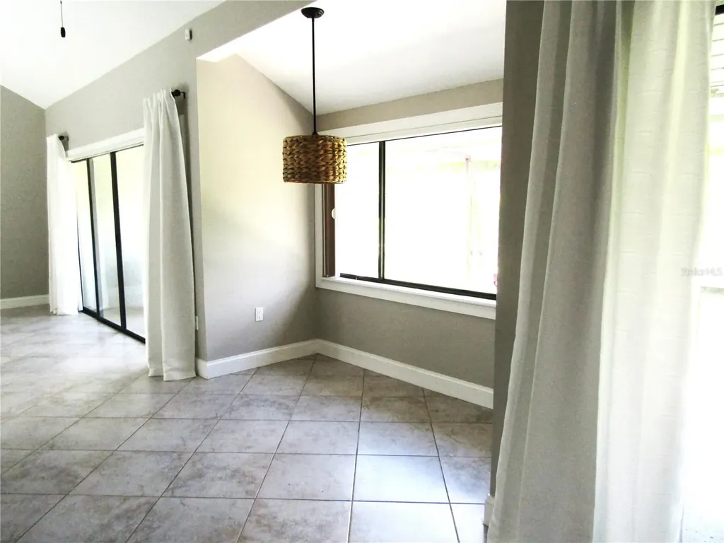 4349 Woodmans Chart Sarasota FL 34235