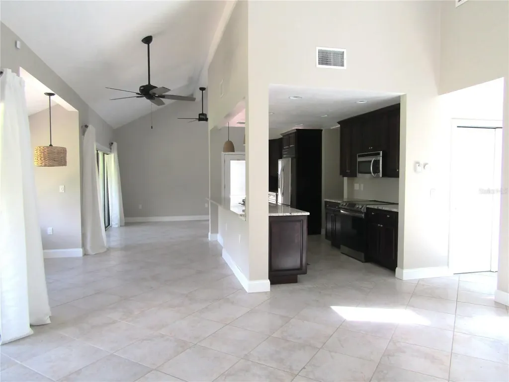 4349 Woodmans Chart Sarasota FL 34235