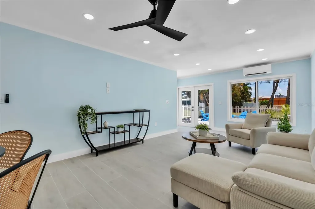 445 63rd Street Holmes Beach FL 34217