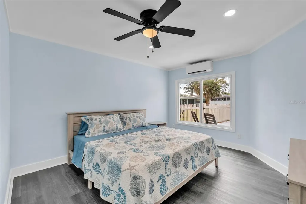 445 63rd Street Holmes Beach FL 34217