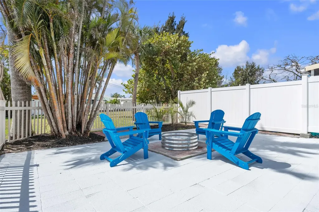 445 63rd Street Holmes Beach FL 34217