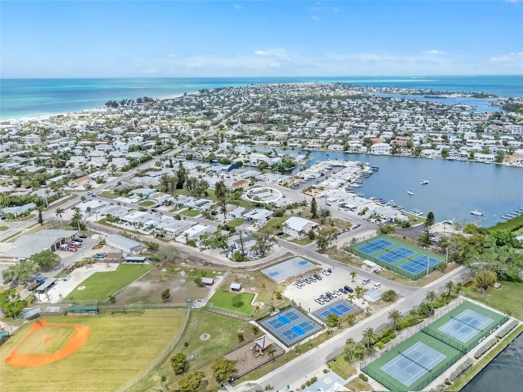 445 63rd Street Holmes Beach FL 34217