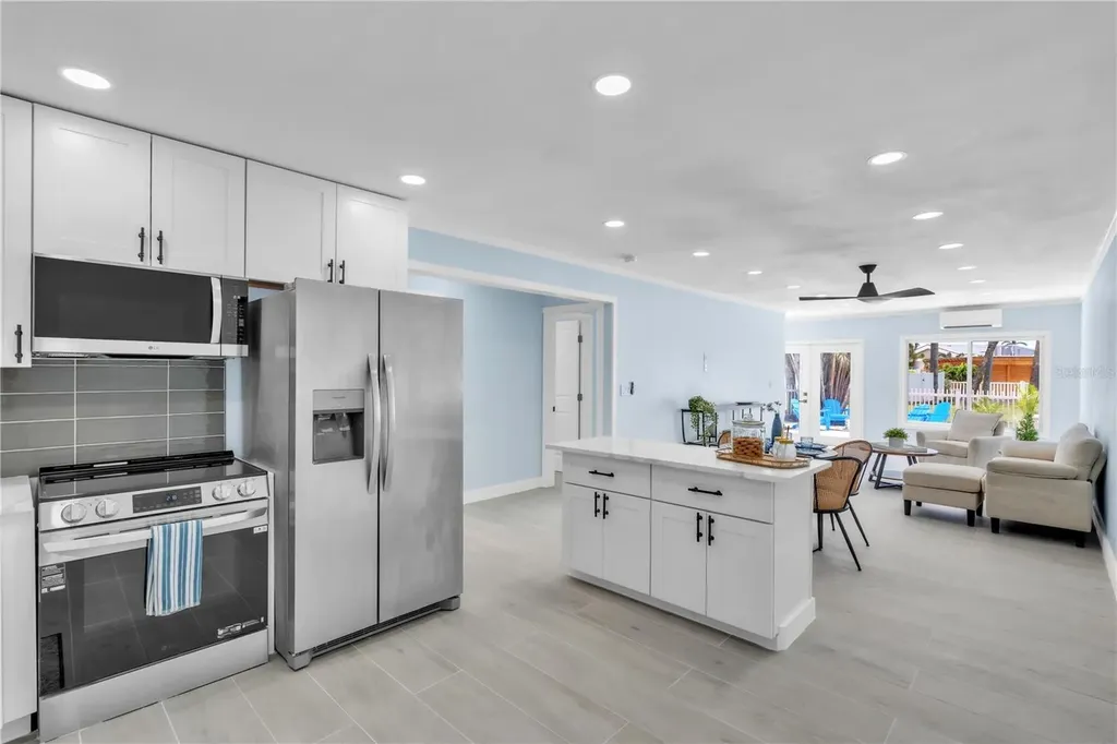 445 63rd Street Holmes Beach FL 34217