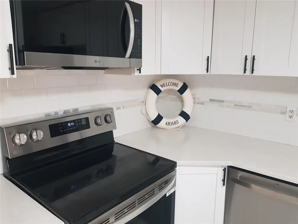 311 58th Avenue E Bradenton FL 34203