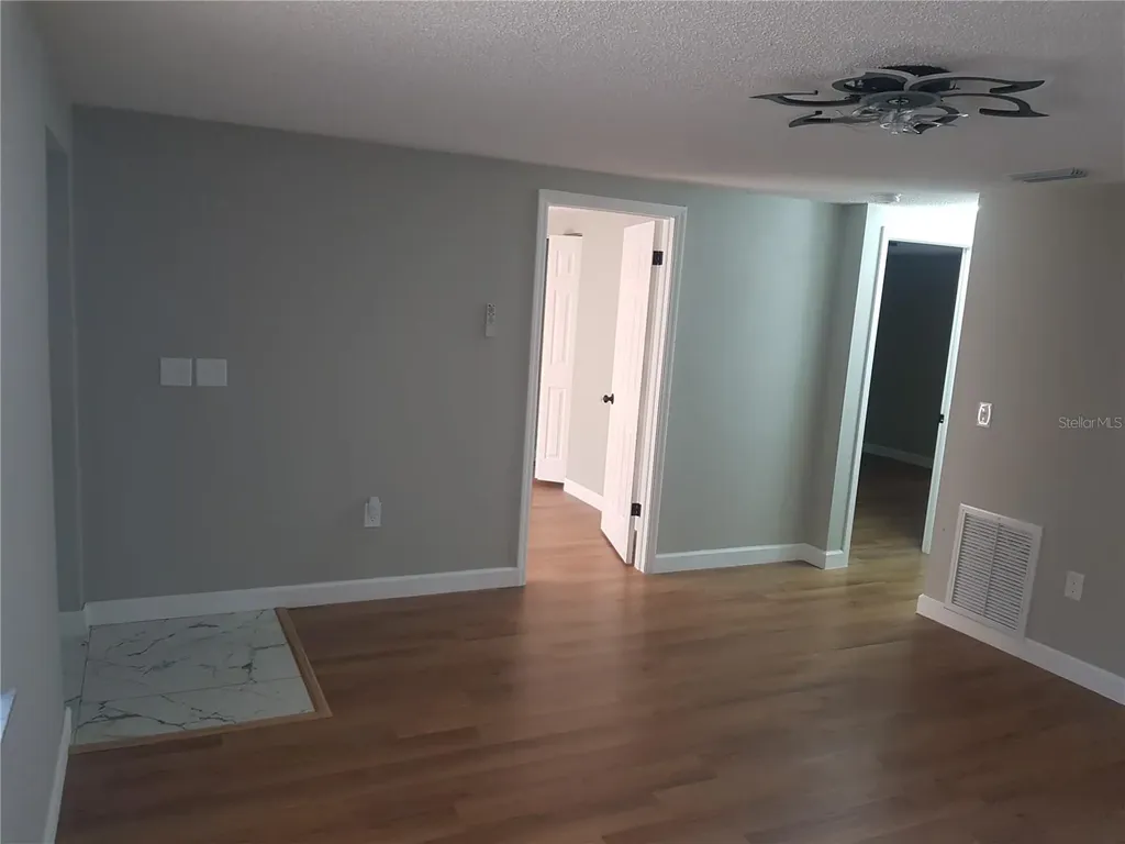 311 58th Avenue E Bradenton FL 34203
