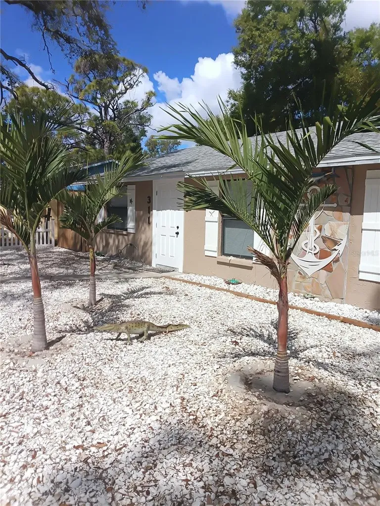 311 58th Avenue E Bradenton FL 34203