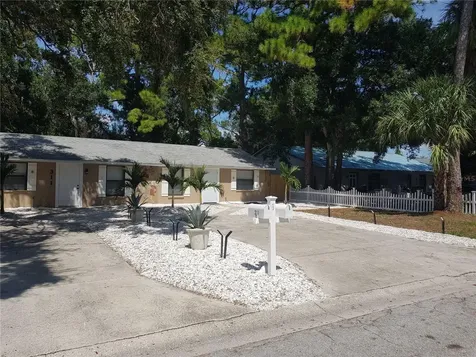 311 58th Avenue E Bradenton FL 34203