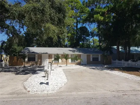 311 58th Avenue E Bradenton FL 34203